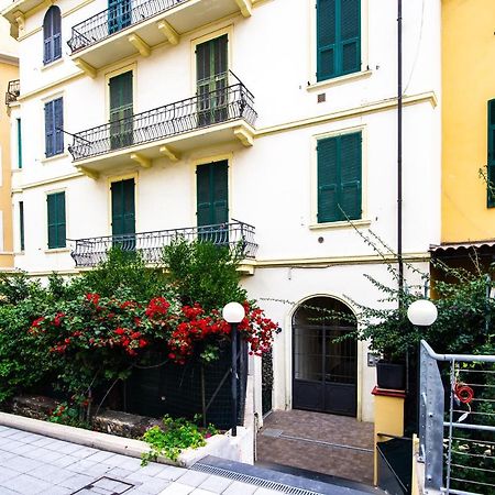 Sanremo Grand Central Apartment Extérieur photo